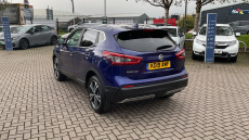 Nissan Qashqai 1.3 DiG-T N-Connecta 5dr Petrol Hatchback